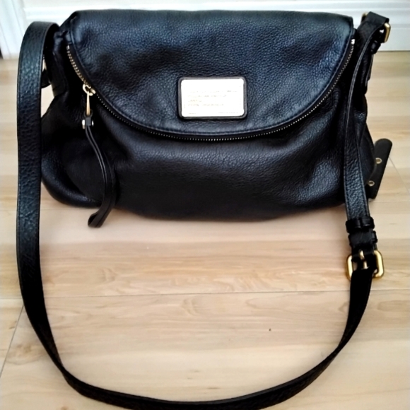 Marc Jacobs Handbags - MARC JACOBS Q NATASHA CROSSBODY BAG